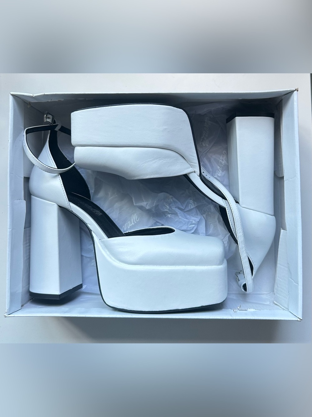 L'INTERVALLE White Platform Ankle-Strap Block Heels